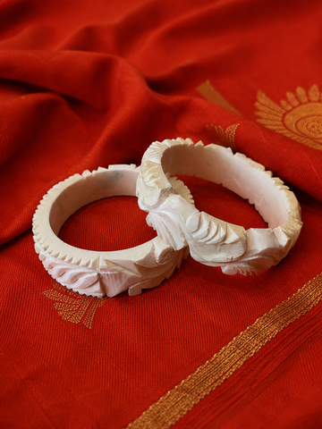 Sturdy Shankh Display Base - Made From Natural Conch (1 Pc)